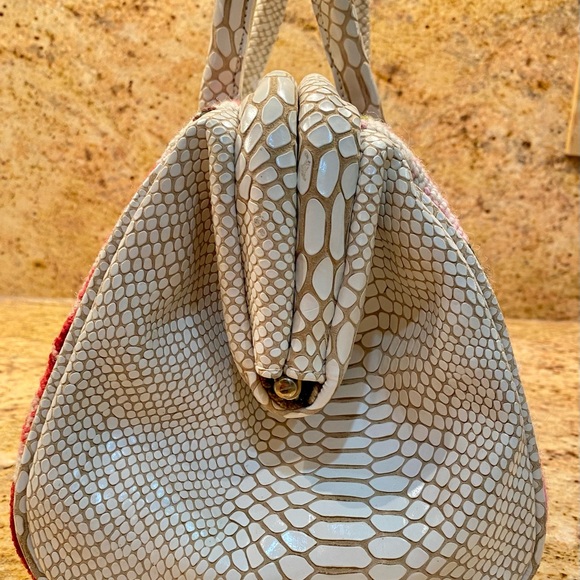 Clever Carriage Cabbage Rose Needlepoint Doctor Satchel - Picture 7 of 8